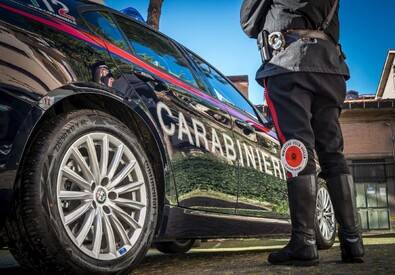 Livorno: tenta di derubare turista in centro. Denunciata 36enne