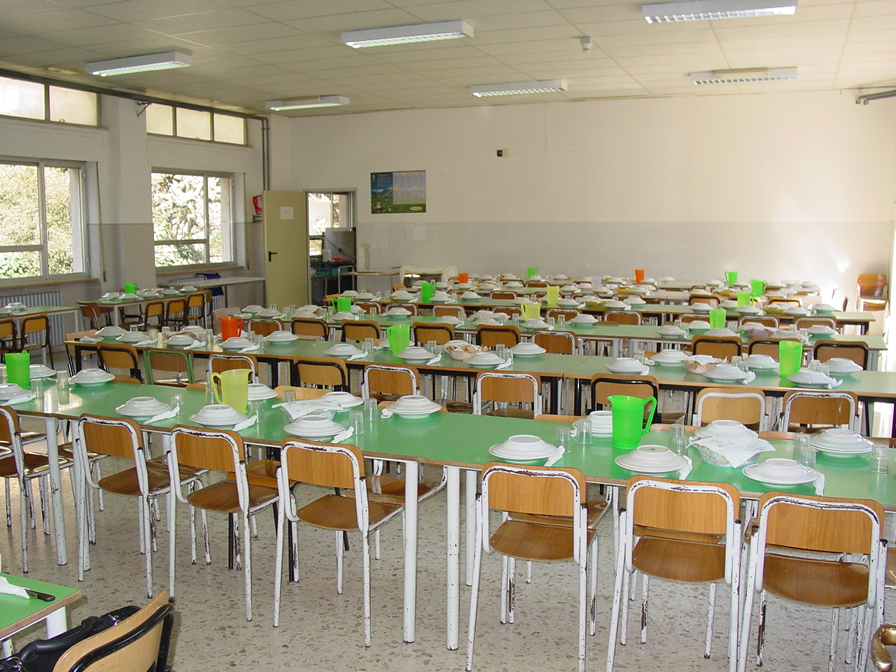 Scuola, sospetti di salmonellosi: controlli all’azienda di refezione dei comuni di Sesto, Campi, Signa, Barberino, Calenzano