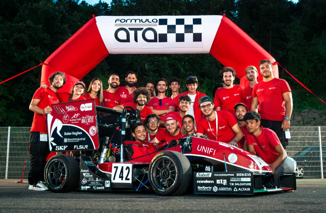 Gli studenti Unifi spingono l’innovazione: la monoposto autonoma del Firenze Race Team