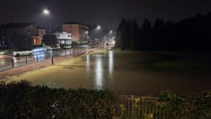 Maltempo: allagamenti e disagi a Vinci. Strade chiuse, Protezione civile all’opera