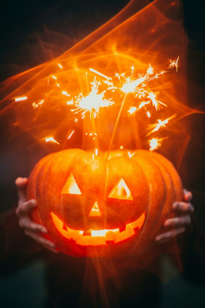 La vera storia di Halloween: dalle antiche leggende celtiche alla notte più spaventosa dell’anno.