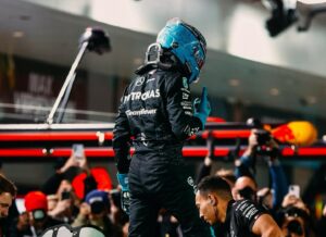 Formula 1, Gp Las Vegas: Russell conquista la pole, Ferrari seconda con Sainz