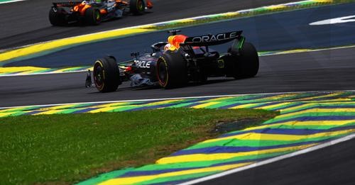 Formula 1, Gp del Brasile: Verstappen il migliore del Q1. Fuori Hamilton. Leclerc settimo, Sainz undicesimo