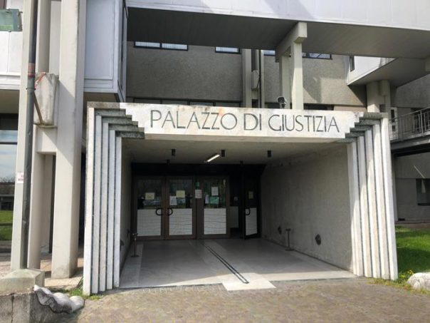 Prato: blackout in tribunale, colpa di un topo. Udienze rinviate