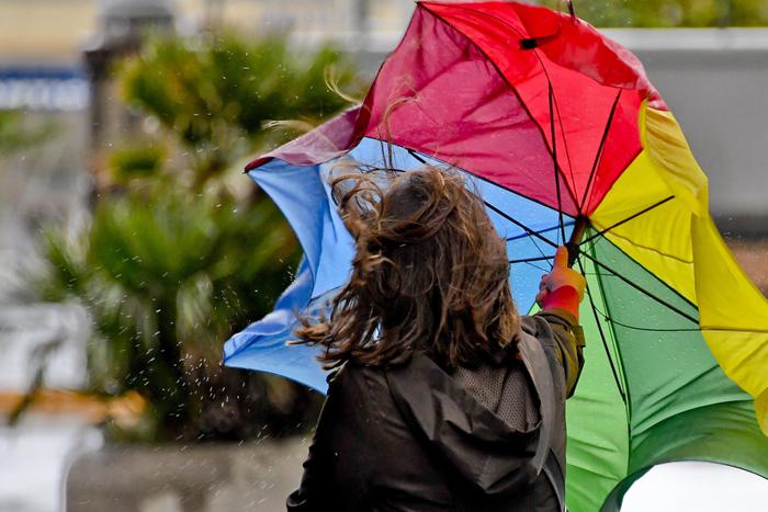 Maltempo in Toscana: allerta arancione per vento forte prolungata a giovedì 21