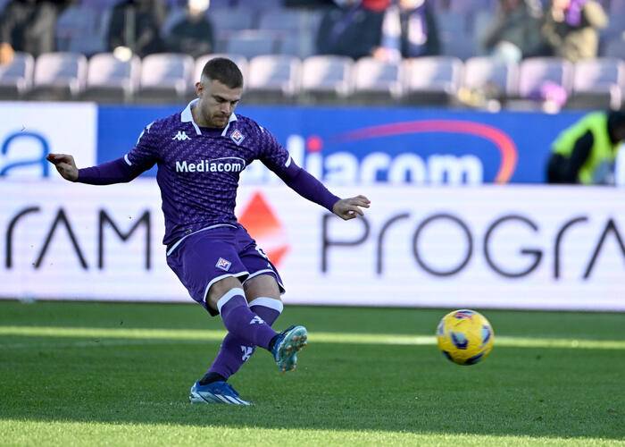 Fiorentina a Bologna (oggi alle 15) per centrare la nona vittoria. Kean e Beltran, frecce di Palladino. Formazioni