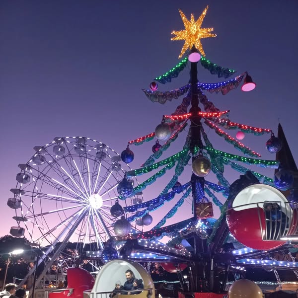 Arezzo: a fuoco quadro elettrico, evacuata casa di Babbo Natale