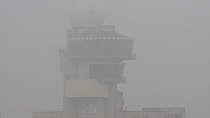 Fiorentina, Conference League: nebbia all’aeroporto di Peretola, la squadra parte da Pisa