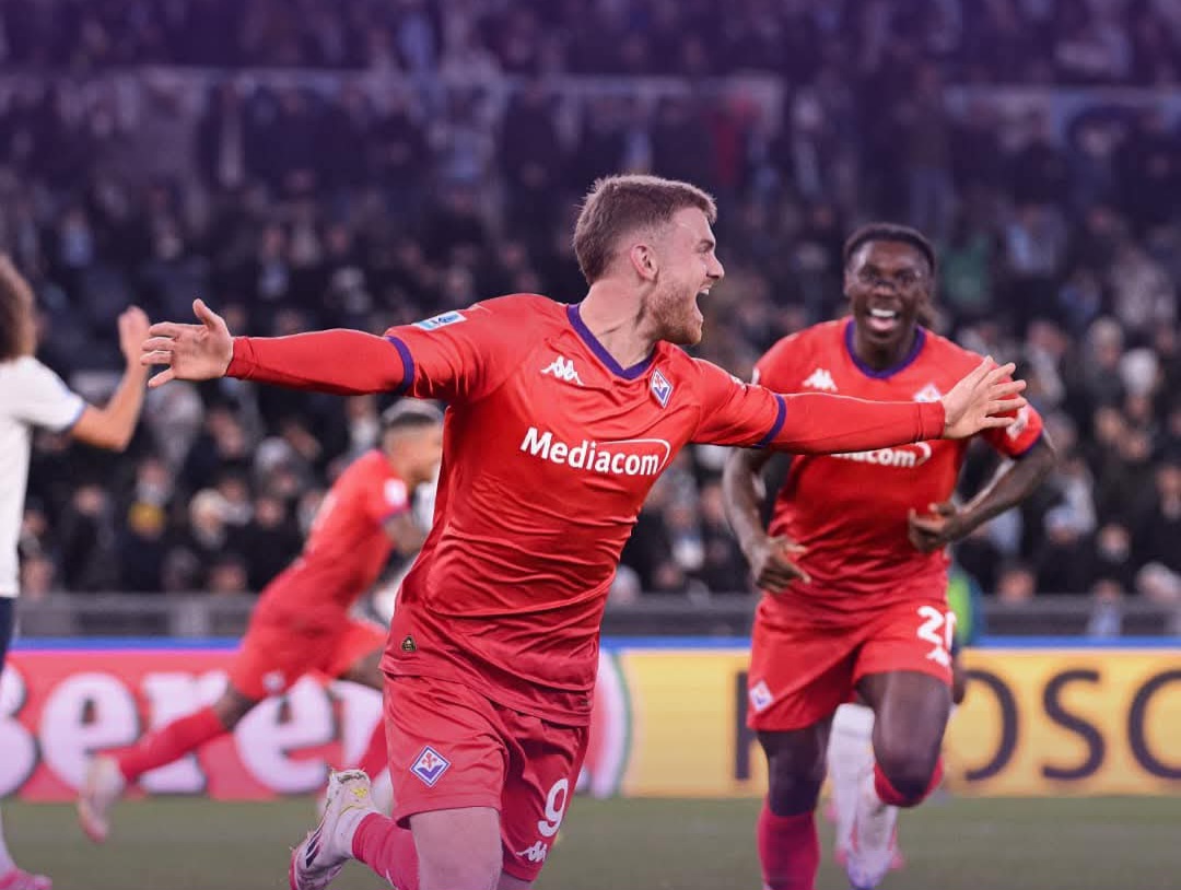 Fiorentina miracolo: vince partita-corrida in casa Lazio (1-2) ed esce dal tunnel. Bravo Palladino. Arbitro inadeguato. Pagelle