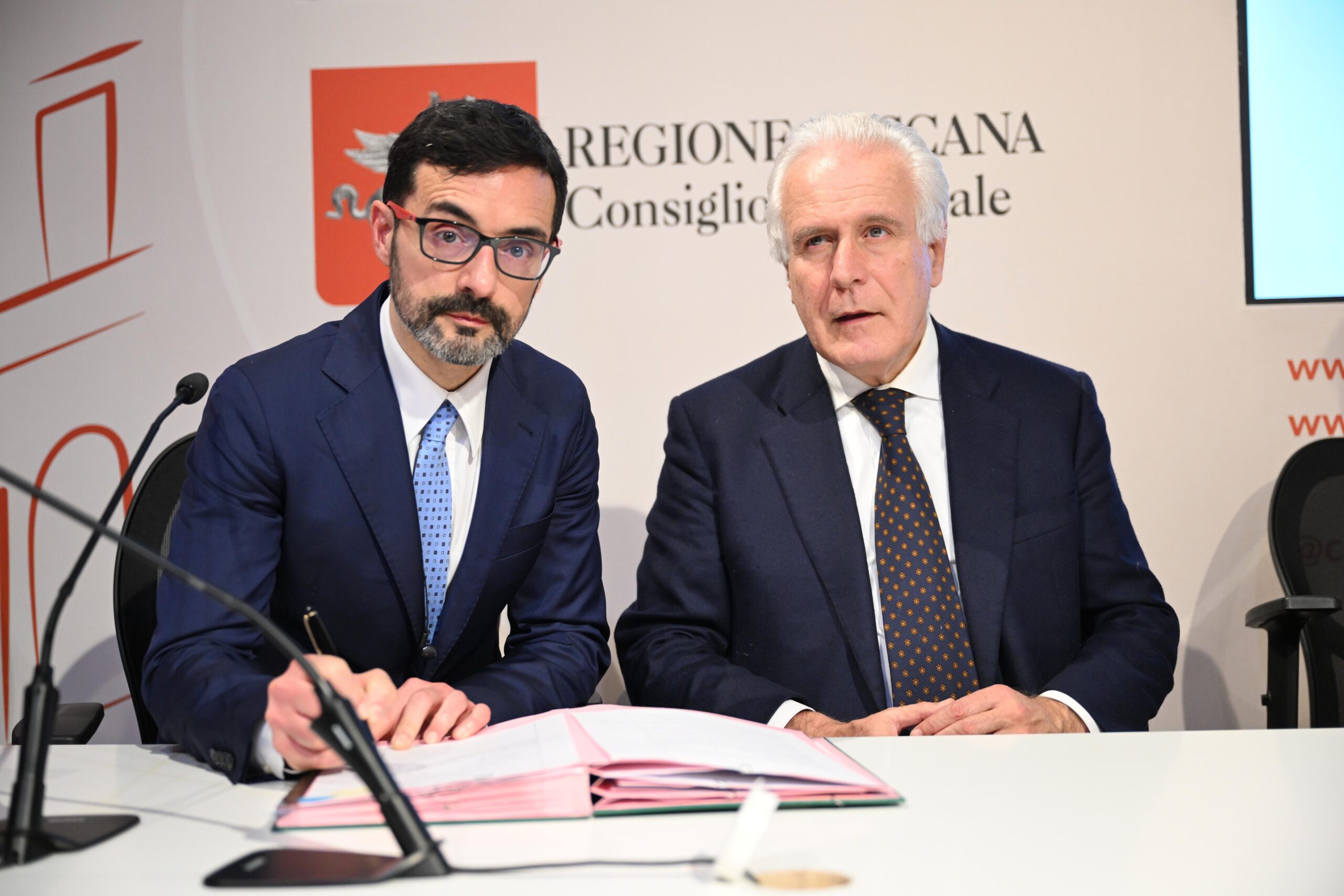 Giani presenta il nuovo direttore dell’Asl Toscana Sud Est, Marco Torre