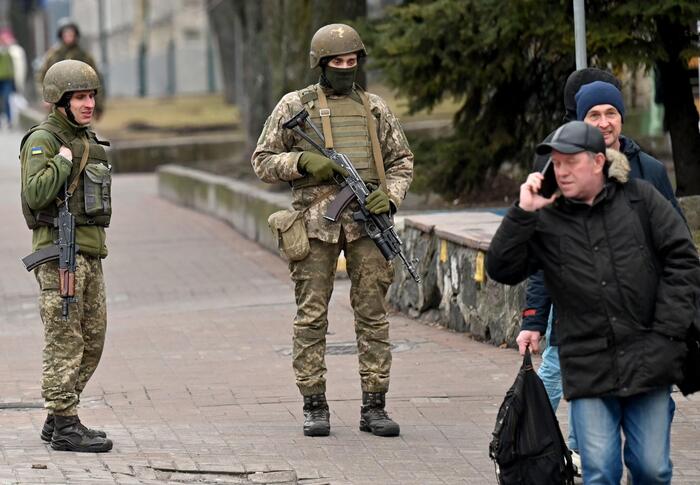 Ucraina: assalto delle truppe di Kiev nella regione del Kursk. Mosca: “L’abbiamo respinto”