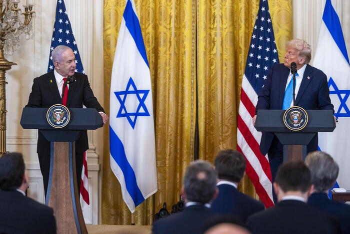 Trump a Netanyhau: “Controllo Usa di Gaza sarà a lungo termine. Diventerà la riviera del Medio Oriente”. Hamas: “Piano razzista”