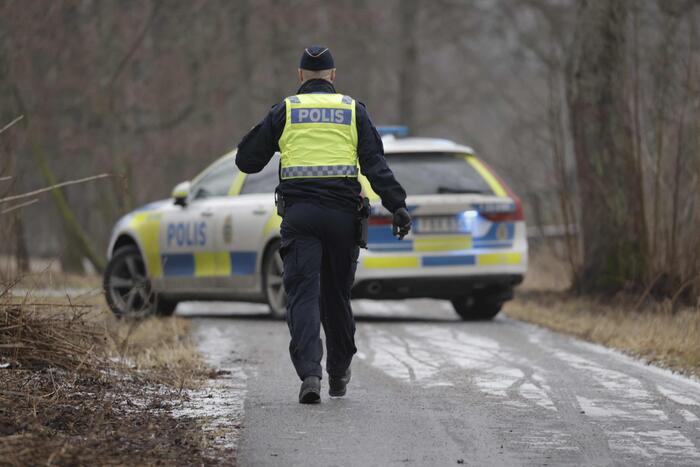 Svezia: 10 morti nella sparatoria in una scuola per adulti. Polizia: “Aggressore fra le vittime”